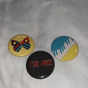 Tori Amos new tour merchandise pin badges